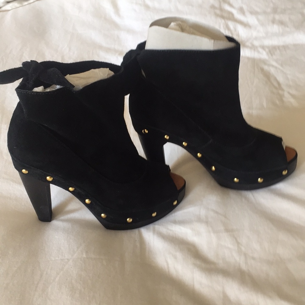 Charlotte Robson Renata Suede